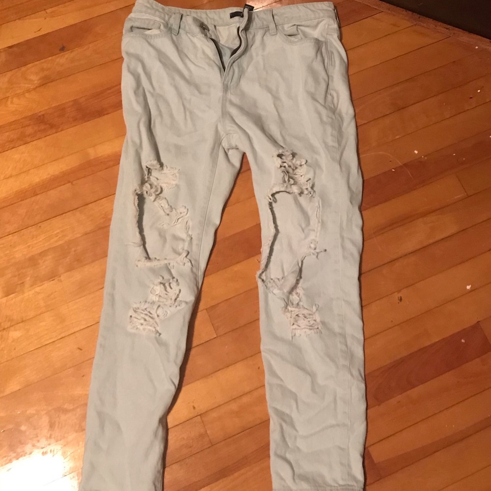 Ripped jeans